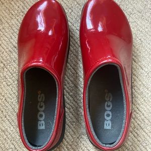 Bogs red rubber clog slip ons size 7